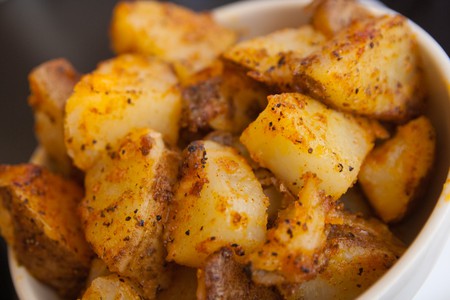Seasoned Potatoes | © Steven Depolo/Flickr