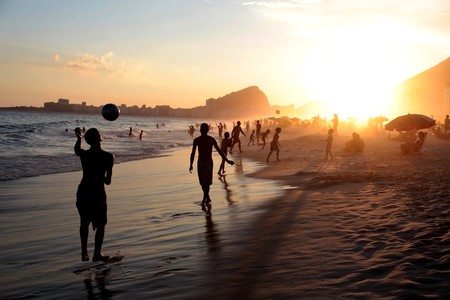Rio's Copacabana Beach|©pauloduarte/Pixabay
