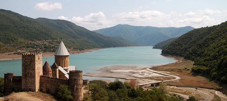 Ananuri Fortress