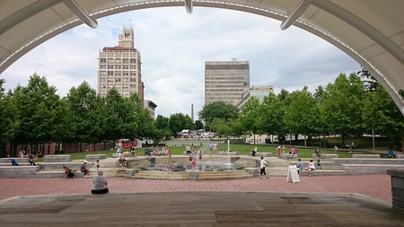 Pack Square and city hall, Asheville | © Payton Chung/Flickr