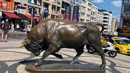 Kadıköy’s famous bull statue