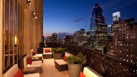 Admire views of Philadelphia from the Bellevue Hotel