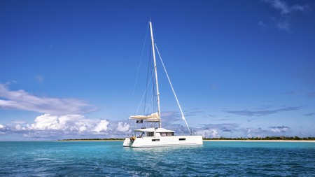 Sail through crystal clear waters when you island hop around Antigua and Barbuda