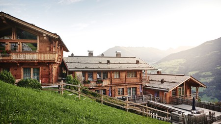 HochLeger offers simple yet stylish luxury chalets ideal for skiing enthusiasts