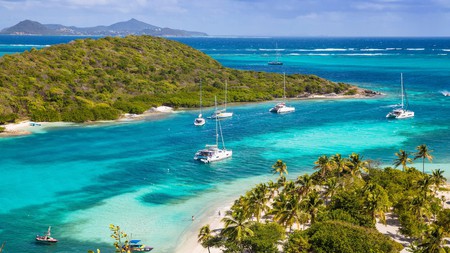  Petit Bateau is a popular sailing spot in St Vincent and The Grenadines