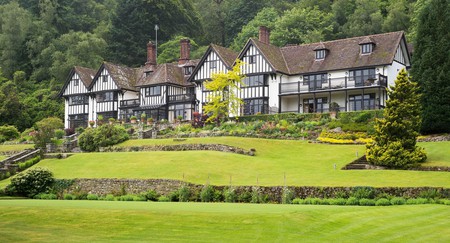 Gidleigh Park near Newton Abbot looks the perfect setting for a murder mystery