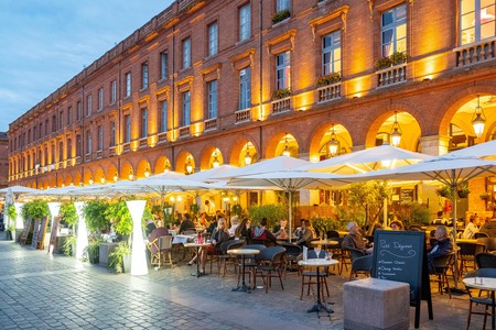 Toulouse, the cafes of Capitol Square
