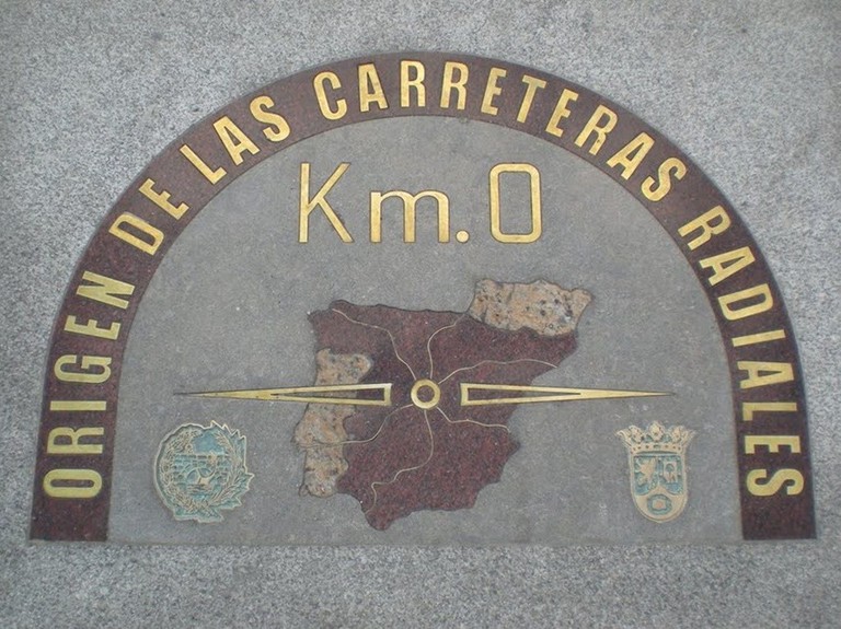 The Km.0 is rumored to be the exact center of Spain | © Kaetzar/Wikipedia