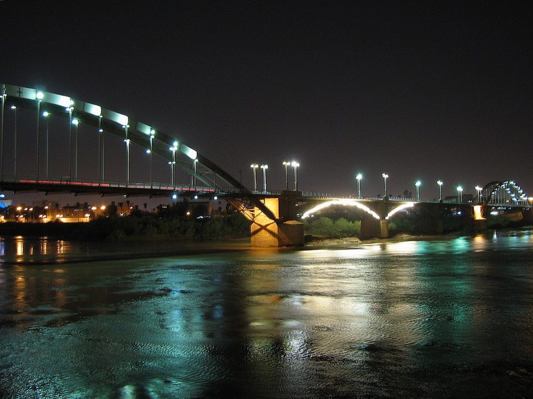 White Bridge over the Karun River | © Danial Chitnis / Flickr