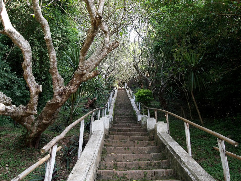 Steps to Mount Phousi