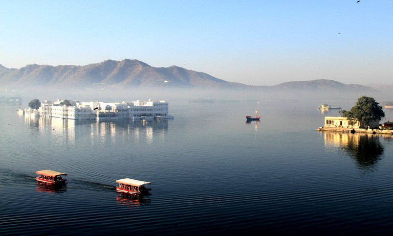 Lake-palace-udaipur-rajasthan
