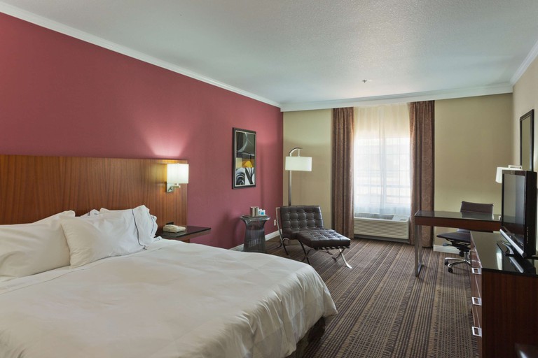 Spacious king-bed room at Radisson Hotel Chatsworth