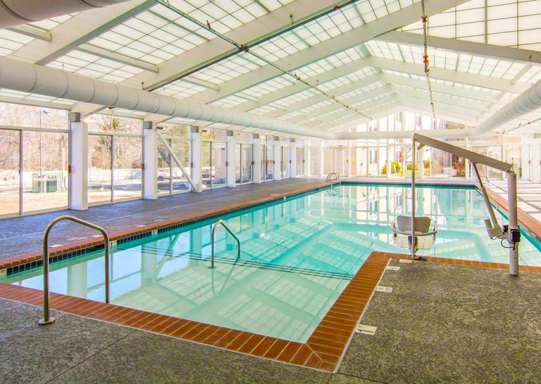 Indoor pool with disabled access hoist at Bluegreen Vacations Patrick Henry Square, Ascend Resort