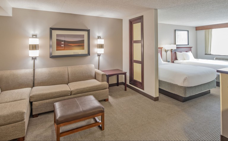 Twin room at Hyatt Place College Station