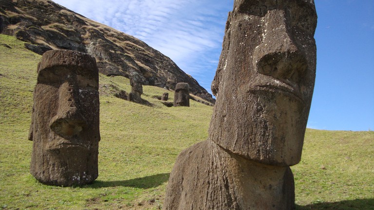 A Brief History Of Easter Island S Incredible Moai Statues