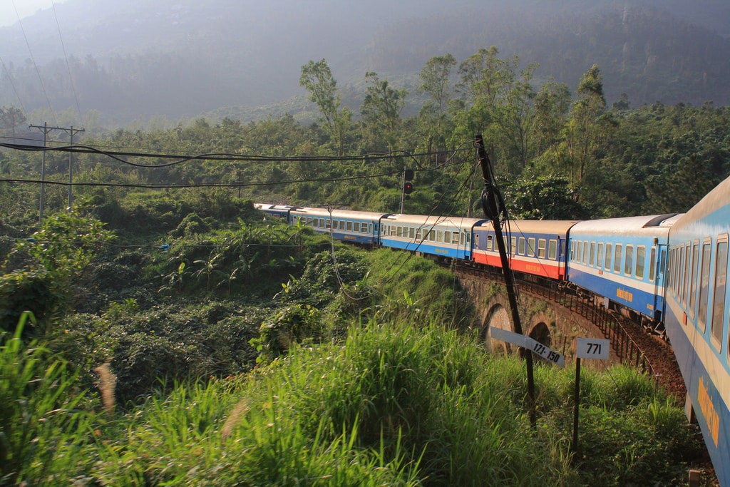 Afwijzen Toevlucht Oplossen A Guide To Riding Vietnam's Reunification Express Train